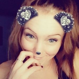 Meet your Posher, Nikki